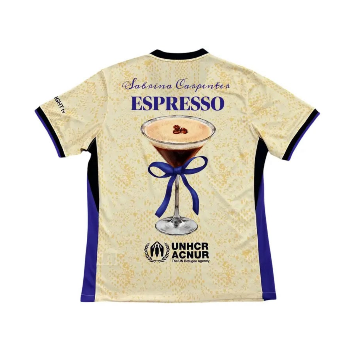 Barcelona x Sabrina Carpenter camiseta