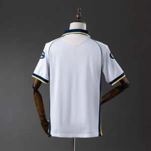 Parma 2003/04 Local