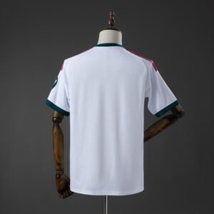 Real Madrid 2026/27 Local