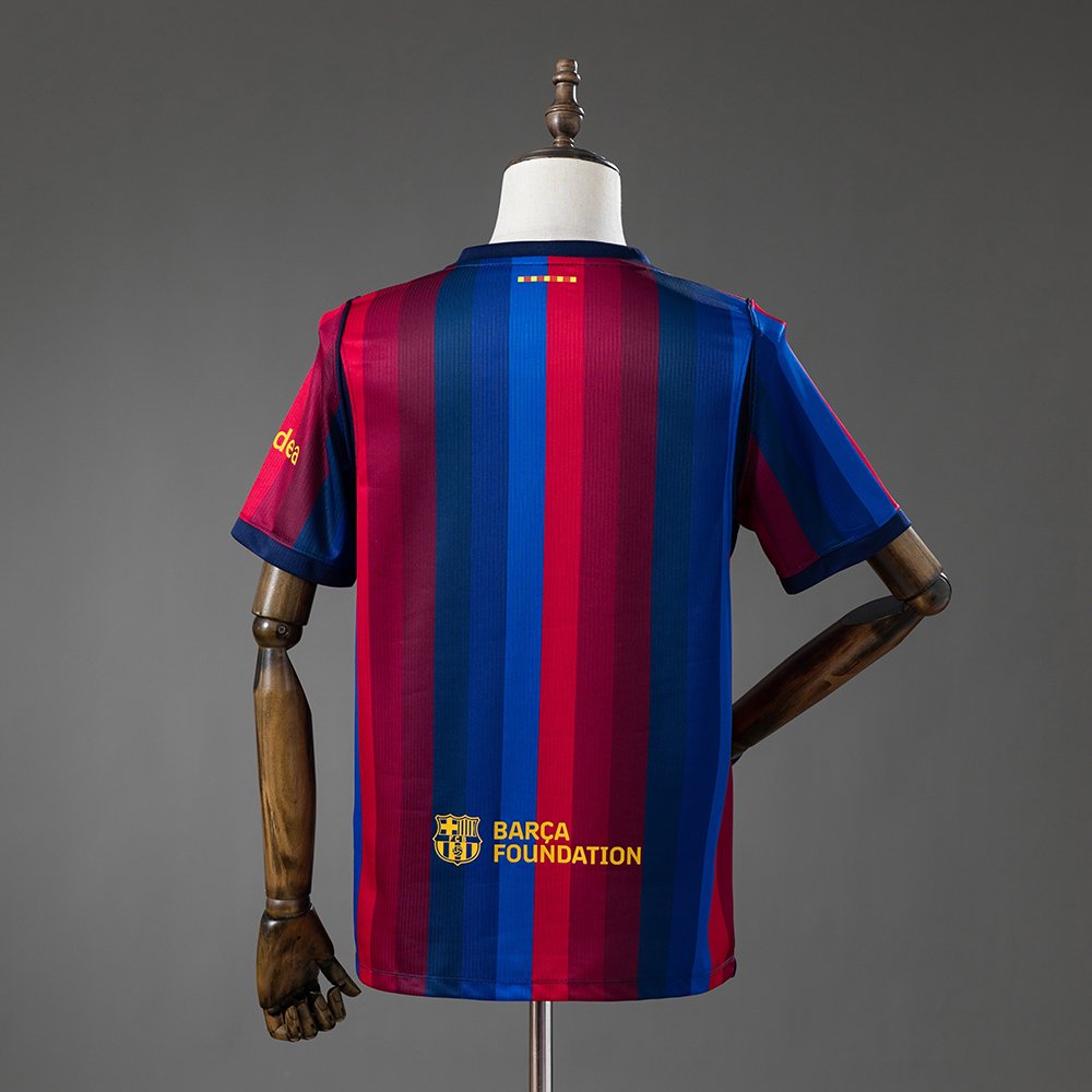 FC Barcelona 2026/27 Local - Imagen 2