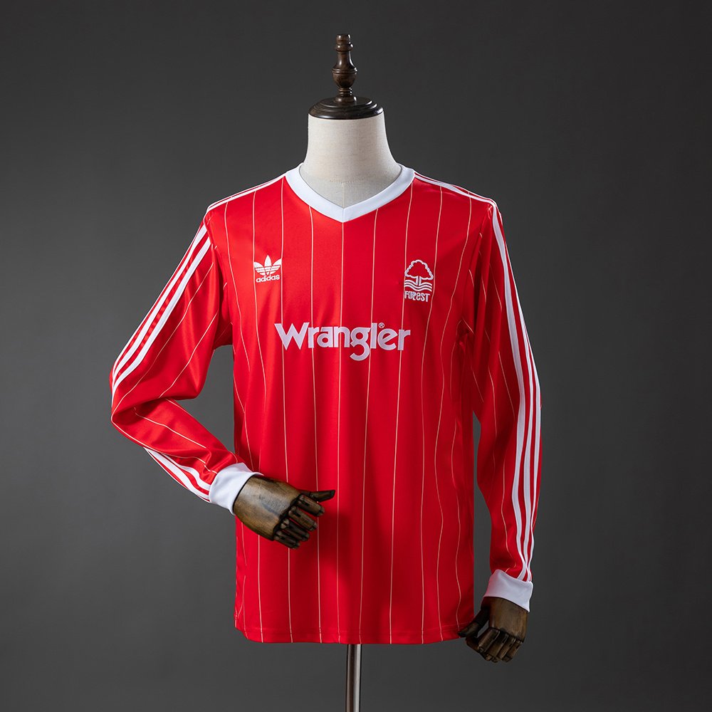 Nottingham Forest 1982/84 Local (Manga Larga)