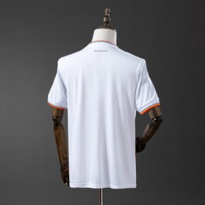 Real Madrid 2013/14 Local